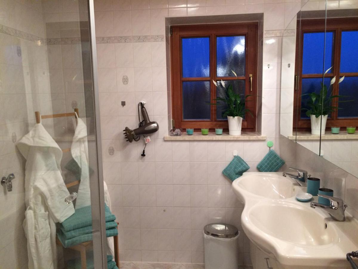 Seehaeuschen - Waging Tettenhausen Waging am See Esterno foto
