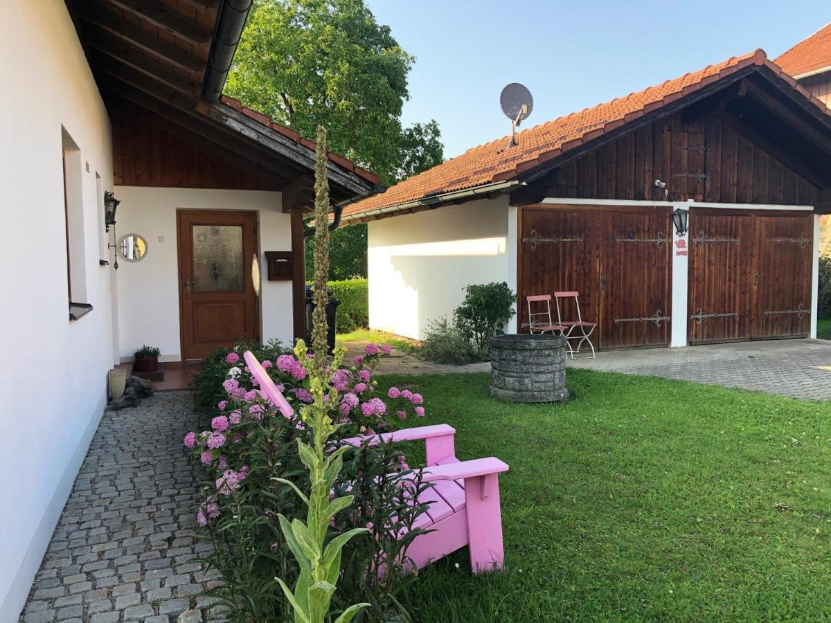 Seehaeuschen - Waging Tettenhausen Waging am See Esterno foto